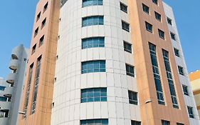 Mra Grand Hotel
